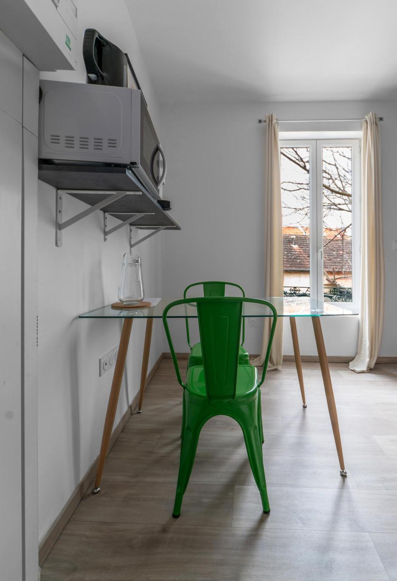 וישי Les Stins - Appartements Climatises - Centre Ville מראה חיצוני תמונה